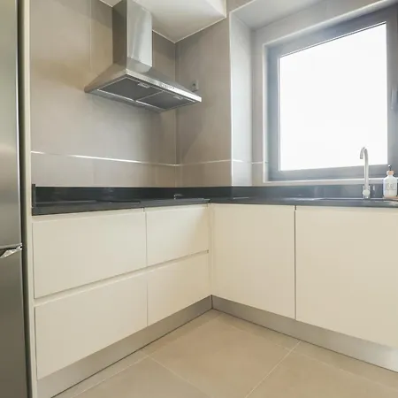 - Modern Design In Walled Old Town شقة فارو