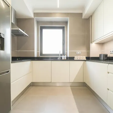 شقة - Modern Design In Walled Old Town